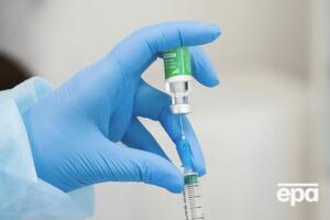 Украинцев вакцинируют прибывшей из Индии вакциной Covishield