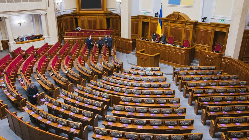Разумков рассказал, что видит ухудшение с эпидемической ситуацией на примере заболевших в Раде