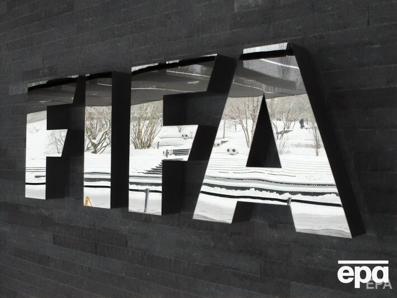 ФИФА&nbsp;возбудила дела в отношении двух российских футболистов и одной футболистки