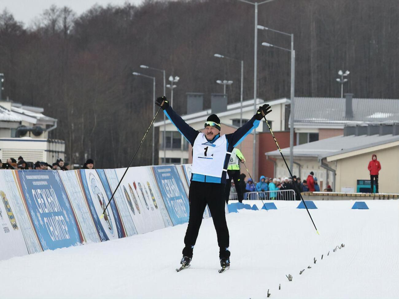 Лукашенко: Перемагати завжди важко. Але людям добре. Така моя доля. Моє завдання &ndash; робити людям добре