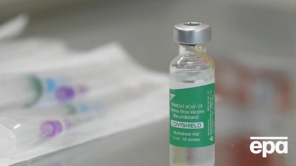Организм не мгновенно нарабатывает иммунитет после вакцинации, пояснили в ЦОЗ