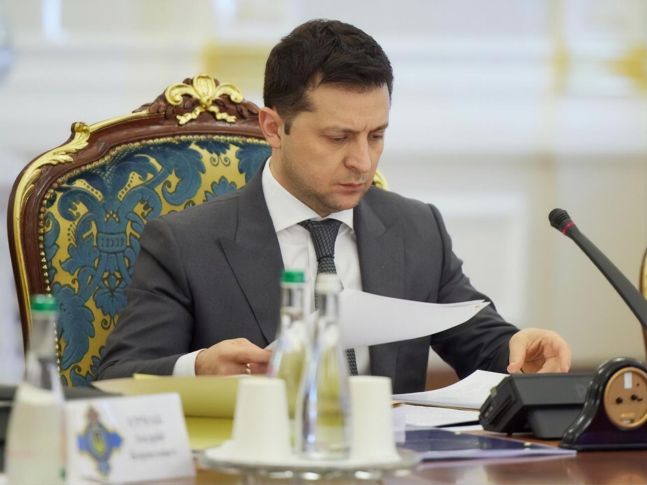 Зеленский лидирует в президентском рейтинге