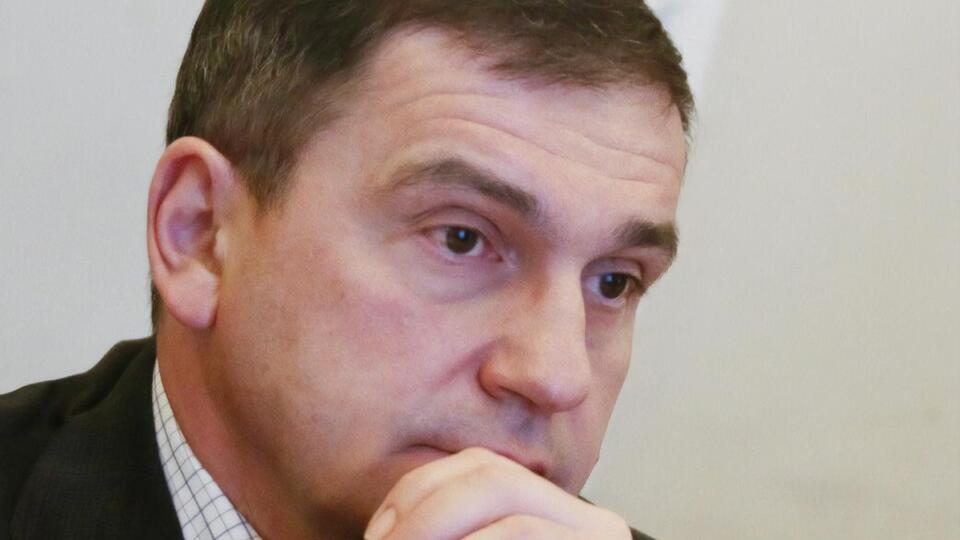 Константин Бондарев: К сожалению, мы предложили на эту сессионную неделю 48 законов, но из них только один включили в повестку дня