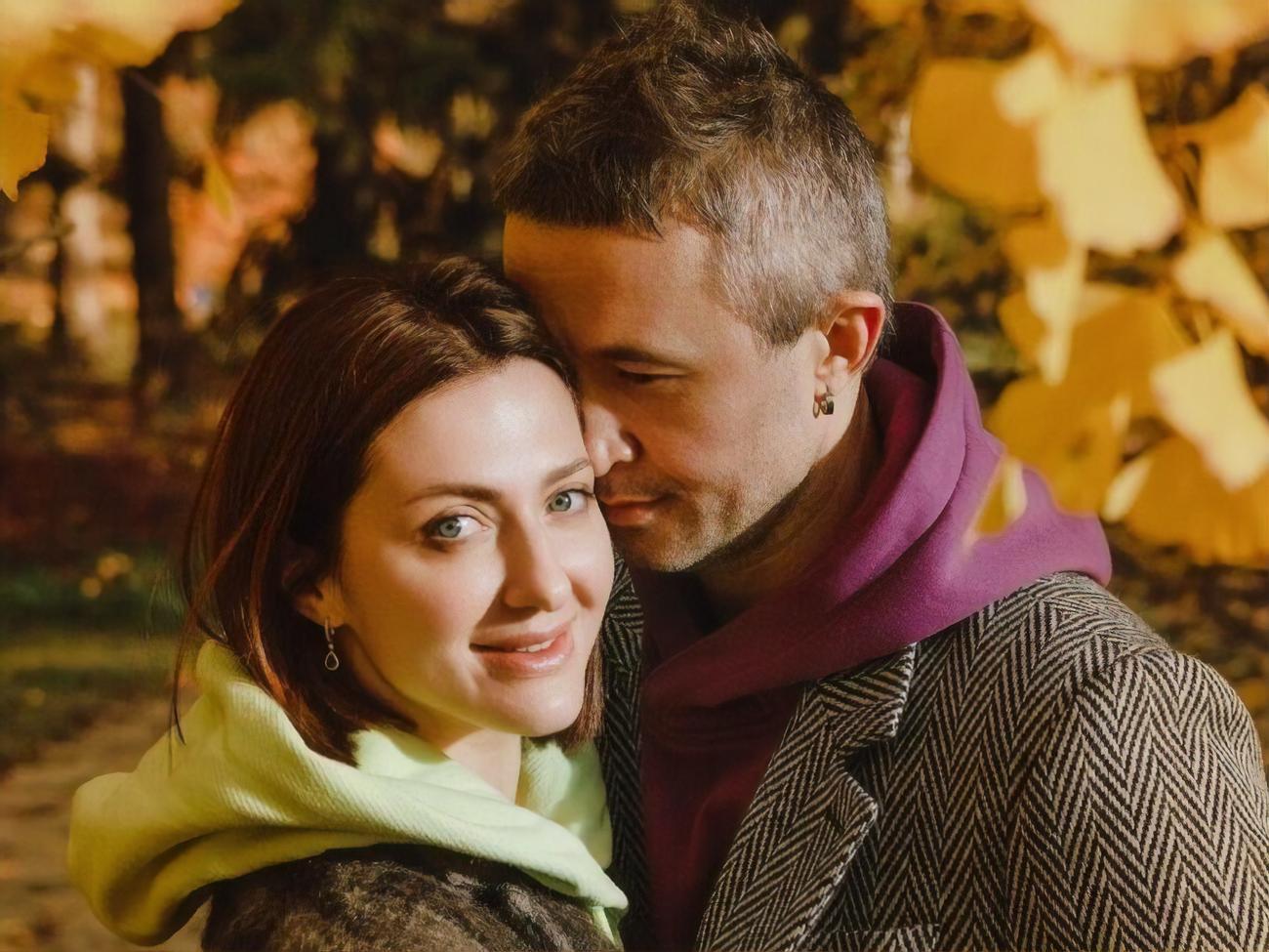 Бабкин попросил жену сопровождать его везде, заявив, что иначе умрет