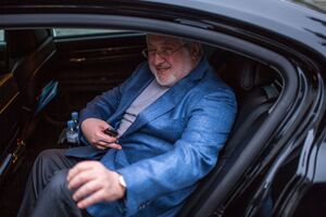 Більшість українців підтримала санкції США проти бізнесмена Коломойського