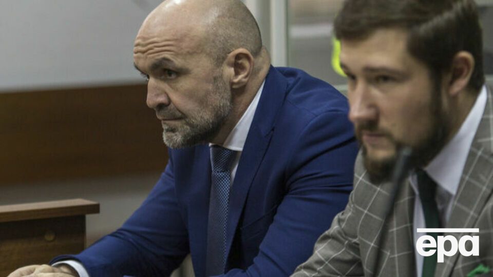 Следствие считает Мангера (слева) заказчиком убийства Гандзюк