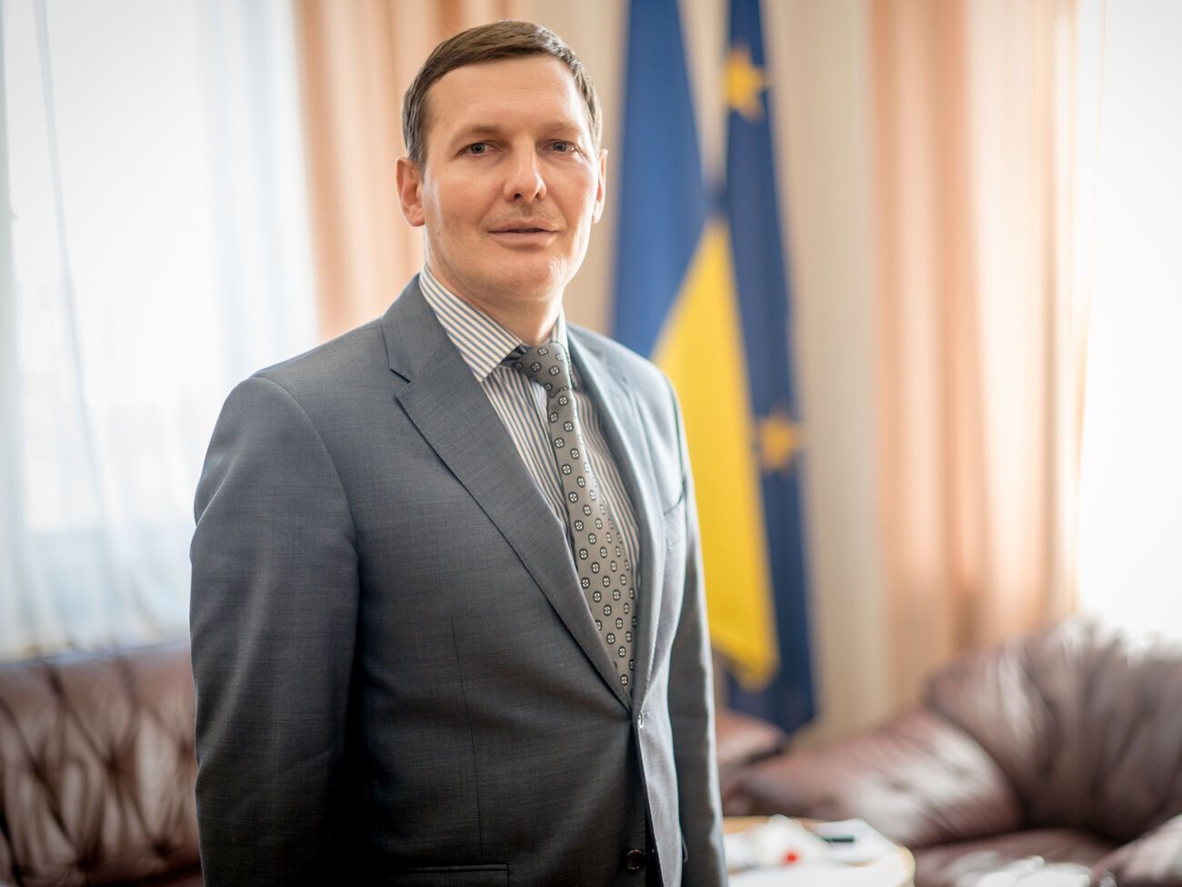 Єнін зазначив, що після ознайомлення зі звітом виникло "дуже багато запитань"
