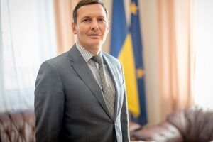 Єнін зазначив, що після ознайомлення зі звітом виникло "дуже багато запитань"