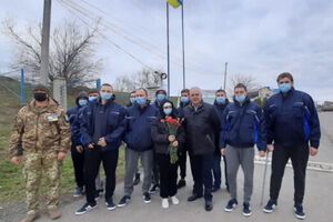 10 моряків із затонулого суховантажу повернулися в Україну