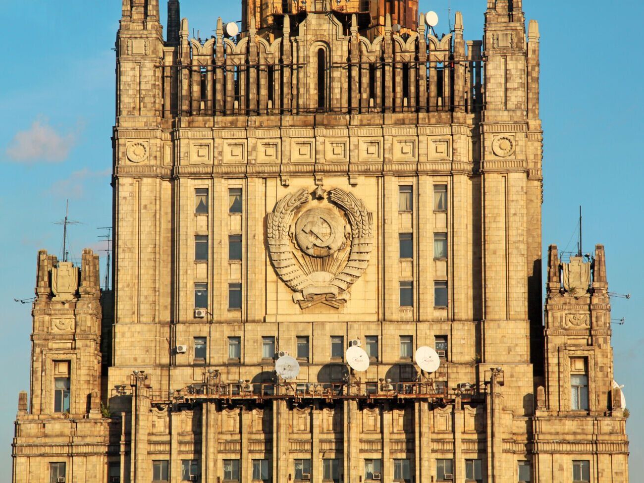 МЗС РФ почало опрацювання організації розмови Путіна з Байденом