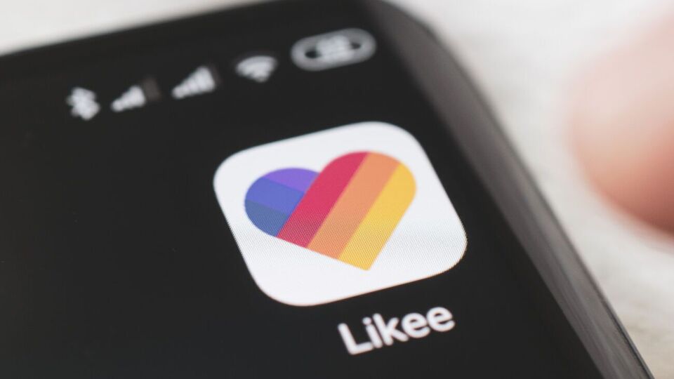 Соцмережа Likee заблокувала акаунти блогерів