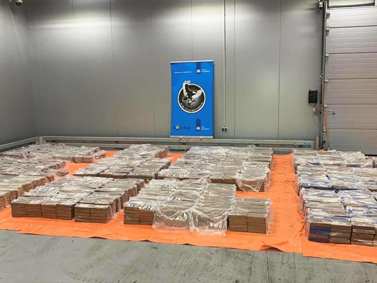 Полиция обнаружила крупную партию кокаина