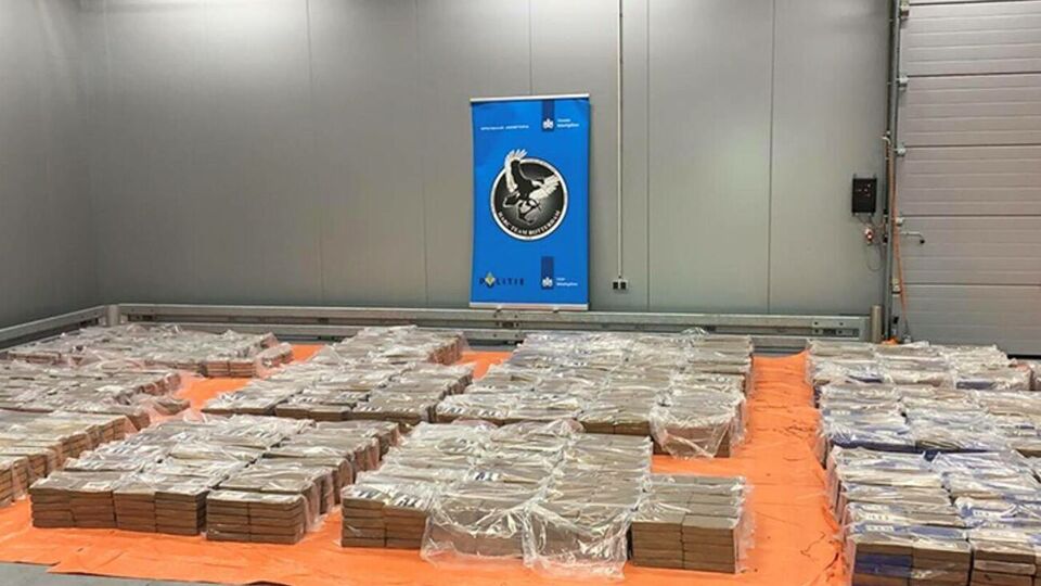 Полиция обнаружила крупную партию кокаина