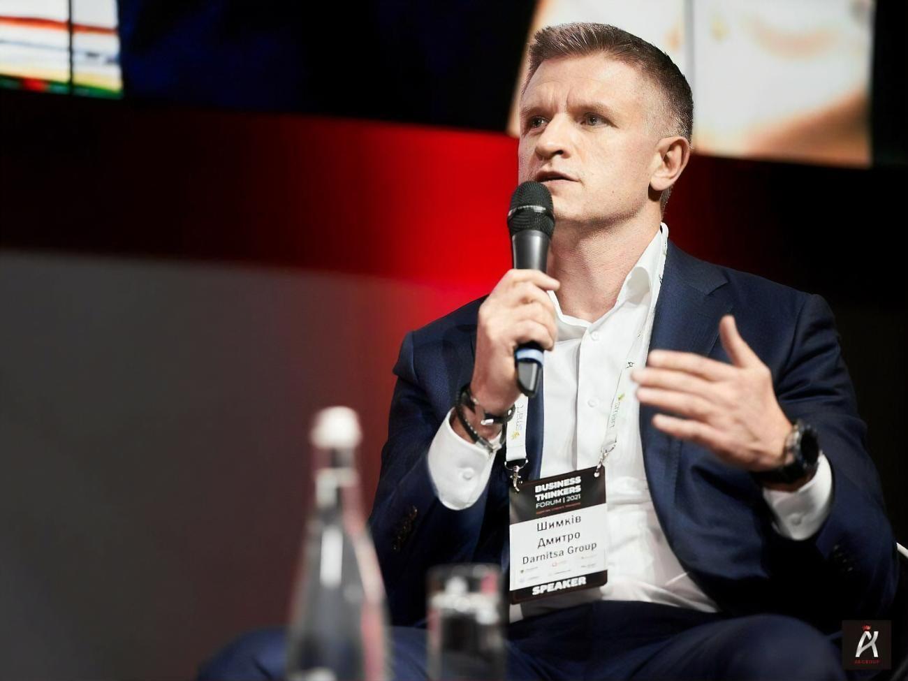 Дмитрий Шимкив (справа):&nbsp;Европейцы приятно удивляются, когда видят в Украине процесс производства и качество лекарств