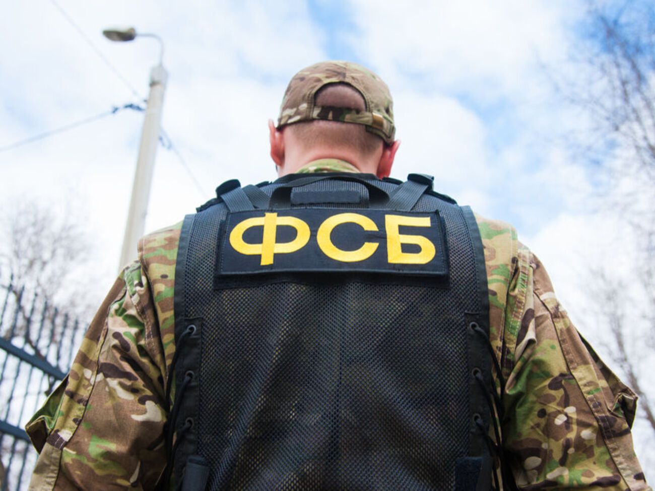 В ФСБ заявили о задержании "украинских неонацистов", которые готовили террористические акты в РФ