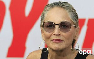 Фільм "Основний інстинкт" зі Стоун у головній ролі вийшов 1992 року