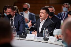Зеленский: Средства будут накапливаться на персональном депозитном счете в банке