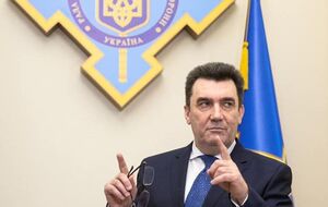 Данілов: Ми не можемо припустити, щоб компанії з Гонконгу подавали тепло і маніпулювали