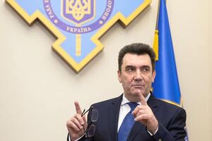 Данілов: Ми не можемо припустити, щоб компанії з Гонконгу подавали тепло і маніпулювали