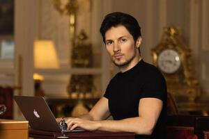 Дуров решил не продолжать работу над TON