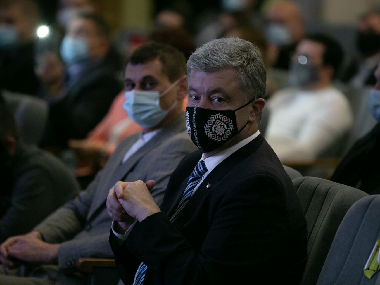 Порошенко говорил о вакцине, которой привили уже почти 5 тыс. украинцев