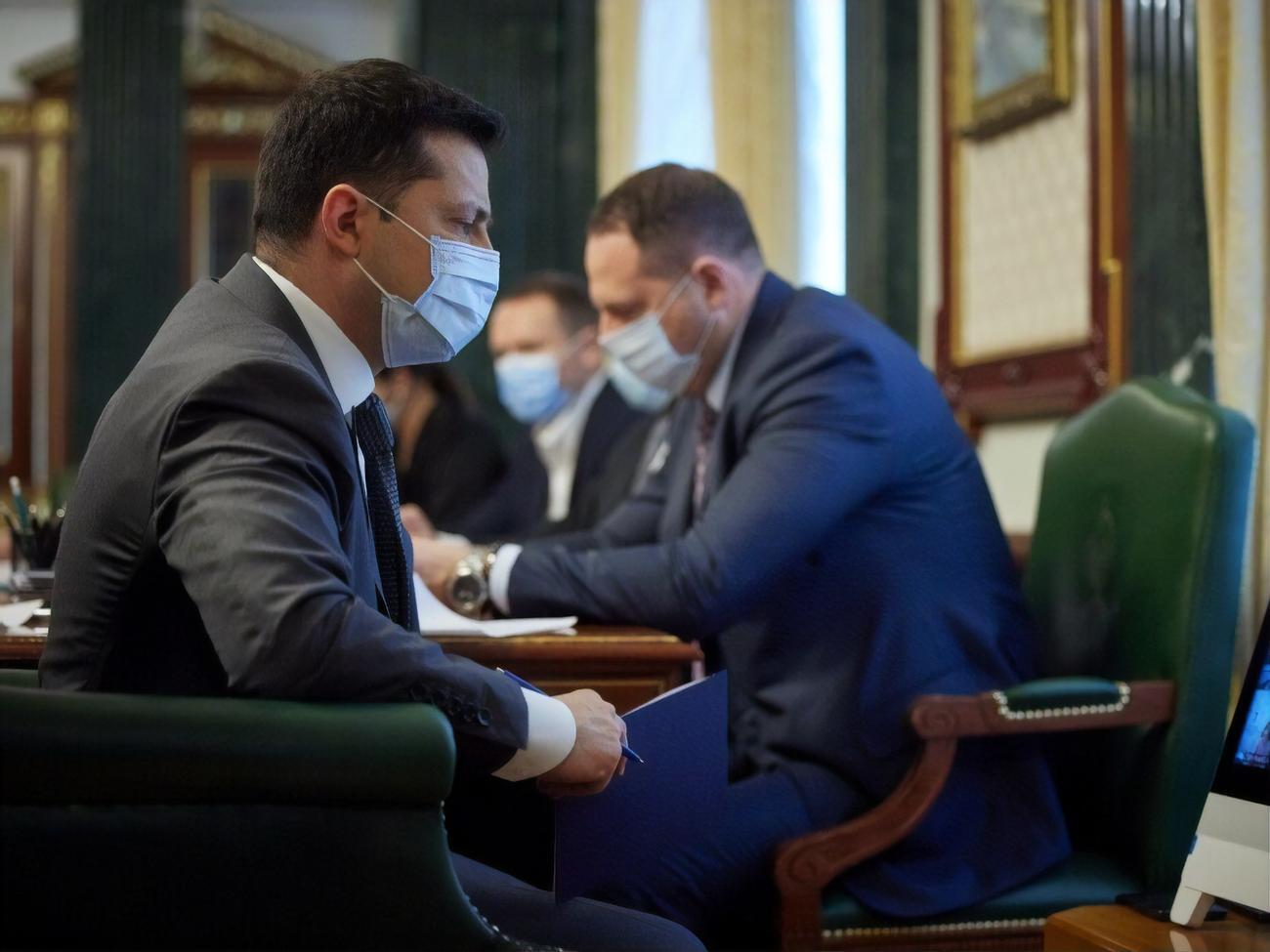 Зеленский называл суды "больным местом" Украины
