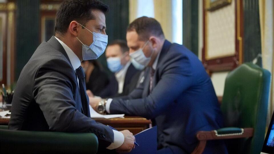 Зеленский называл суды "больным местом" Украины