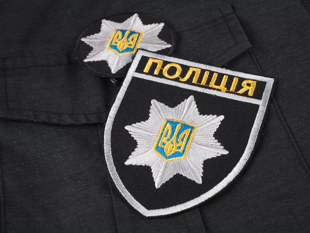 Помимо полицейского, подозрение объявили еще двум лицам