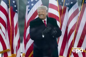 У США розкритикували рішення Трампа про непублічну вакцинацію