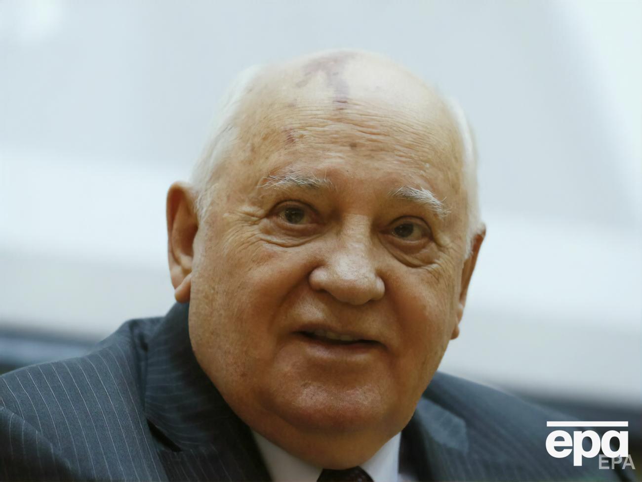 О Горбачеве говорят, что он любит петь украинские песни