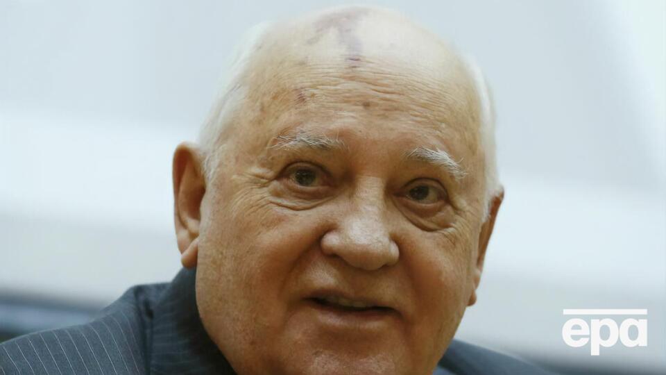 Про Горбачова кажуть, що він любить співати українські пісні