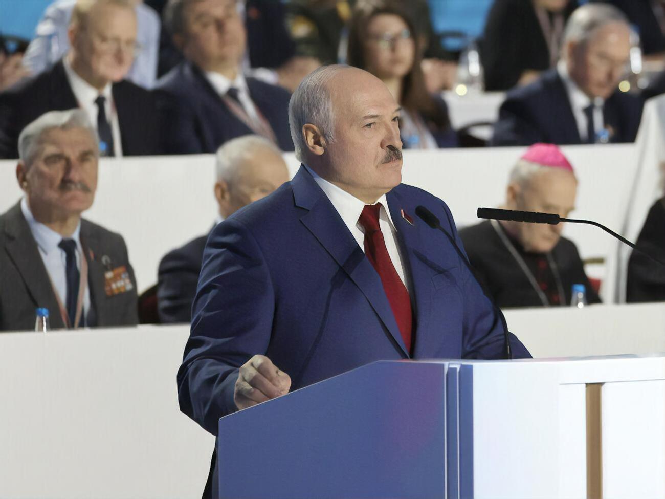 Лукашенко перебуває при владі в Білорусі з 1994 року