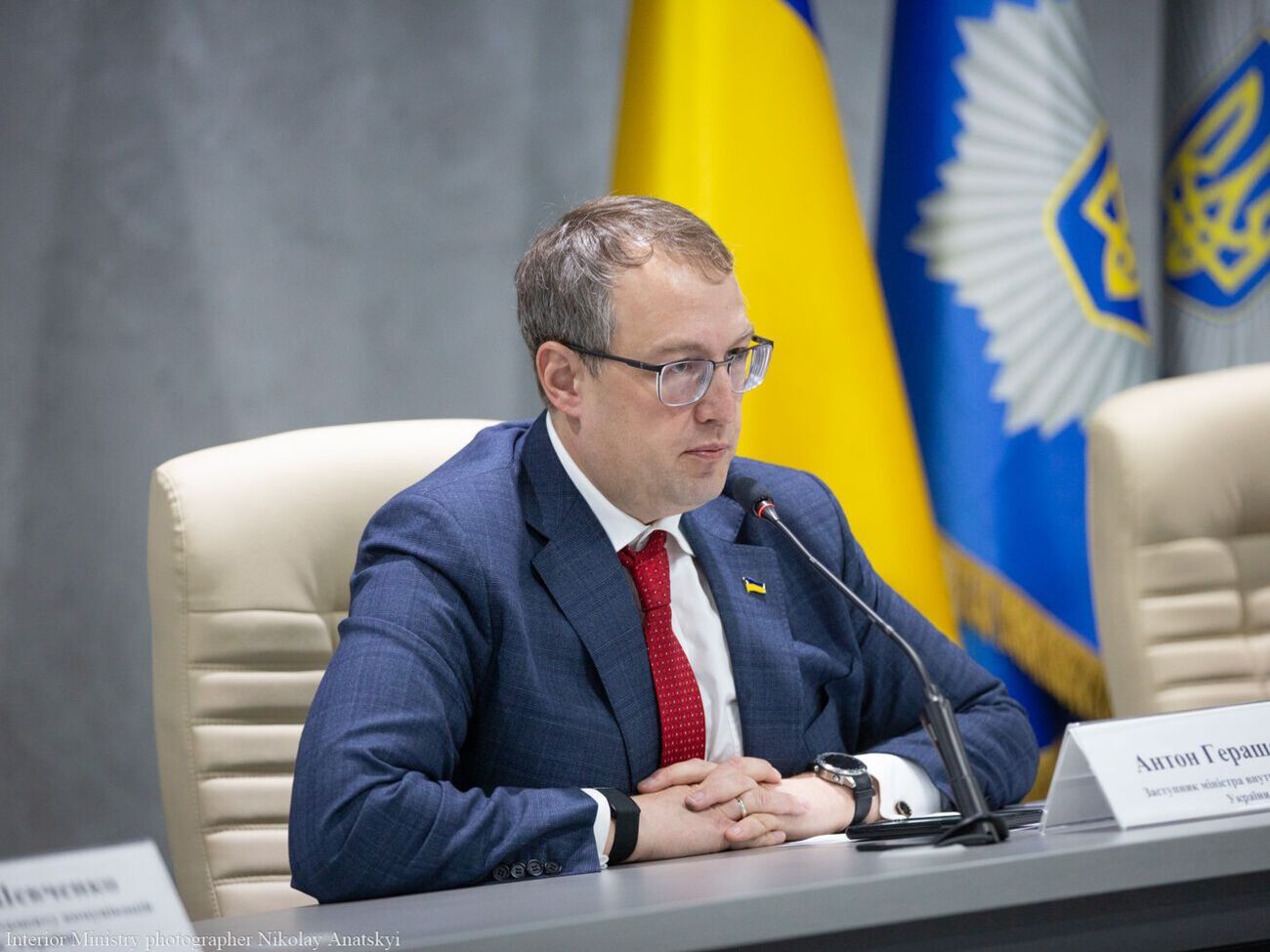 Геращенко, комментируя акцию под ОП, назвал Порошенко заинтересованным лицом