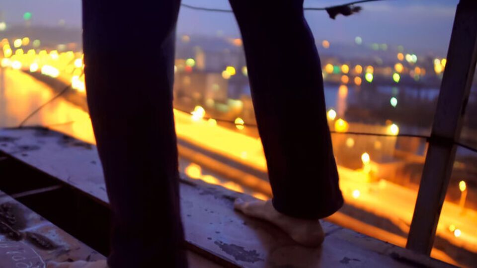 Правоохранители передали мужчину медикам