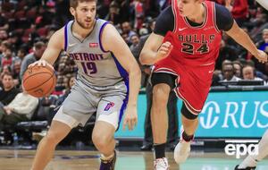 После перехода с Detroit Pistons Михайлюк сыграл второй матч за Oklahoma City Thunder