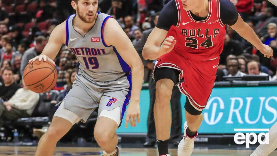 После перехода с Detroit Pistons Михайлюк сыграл второй матч за Oklahoma City Thunder