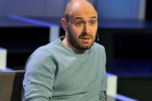 Якщо пошкодження будівлі Офісу президента дасть реальний поштовх до очищення судової системи – тоді нехай. Ремонт будівлі – узагалі не ціна за це
