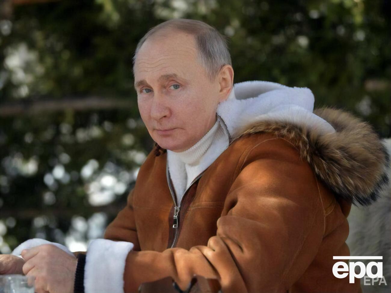 Путін вирішив робити щеплення завтра