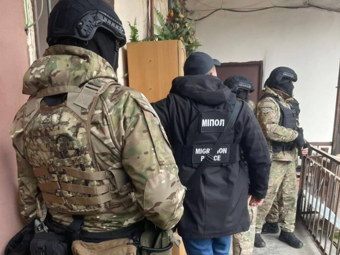 Затриманому іноземцю загрожує до семи років позбавлення волі