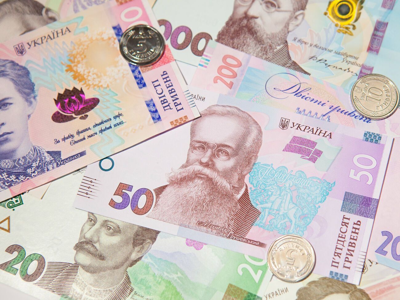 Нацбанк України встановив новий курс валют