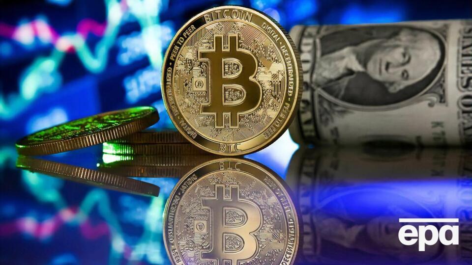 Стоимость биткоина достигала рекордных $60 тыс.