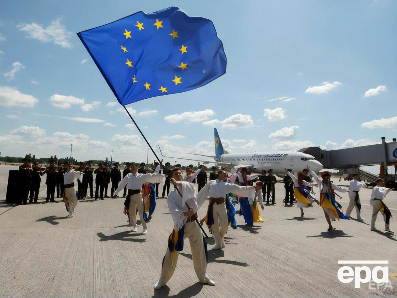 84% жителів заходу країни підтримують вступ України в ЄС