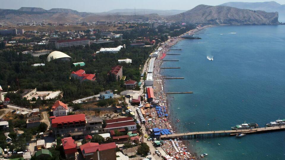 Путин причислил большинство районов Крыма к "приграничным территориям" РФ