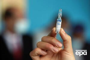 Україна може дістати "головний біль" через російську вакцину, вважає ексглава МЗС