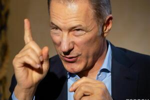 Рудьковский: Для меня теперь понятно, почему в австрийском магазине, когда ты в восемь утра приходишь, есть горячий хлеб