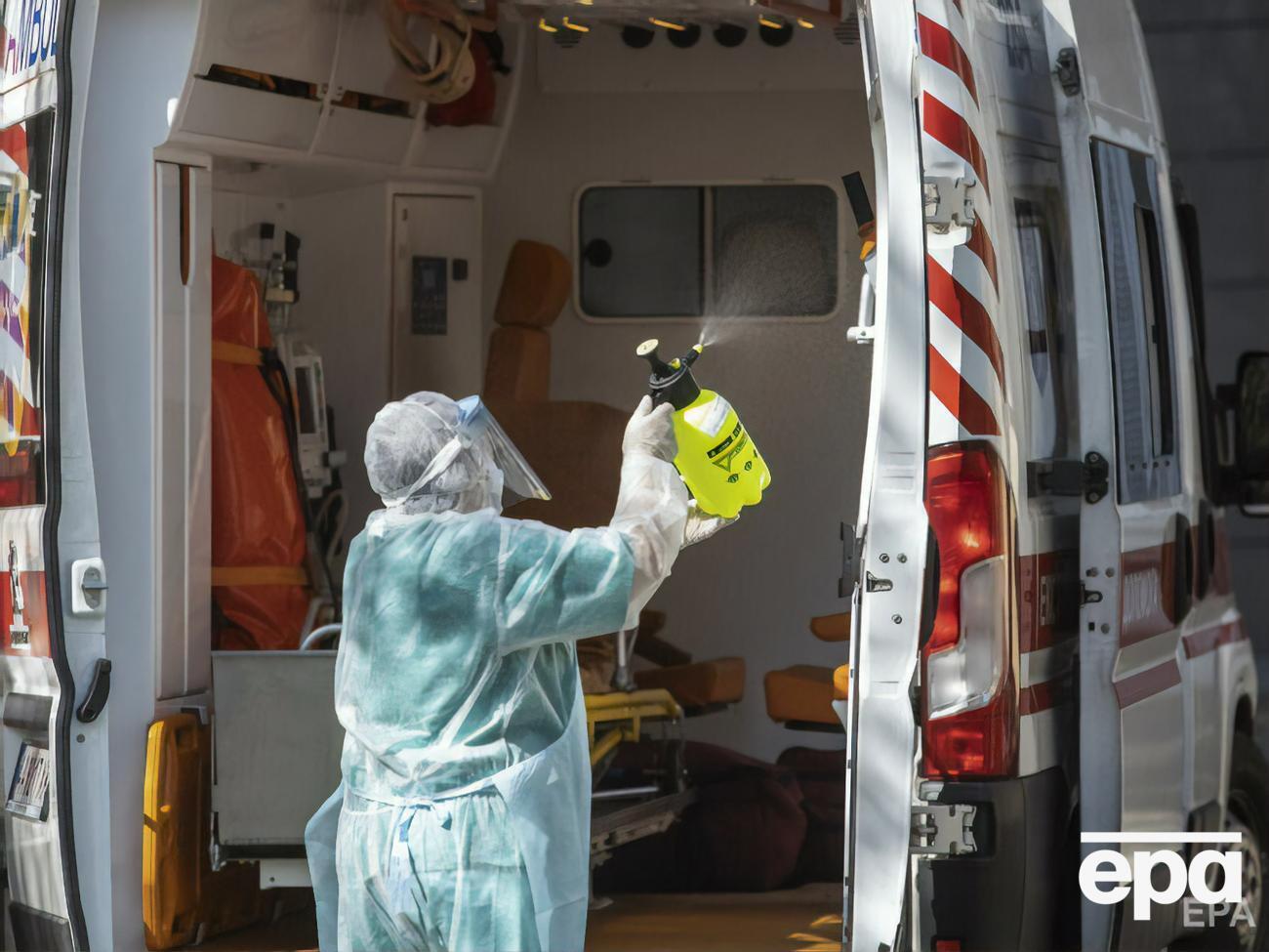 С начала пандемии в Украине&nbsp;подтвердили почти 1,6 млн случаев инфицирования коронавирусом, умерло 30,8 тыс. человек