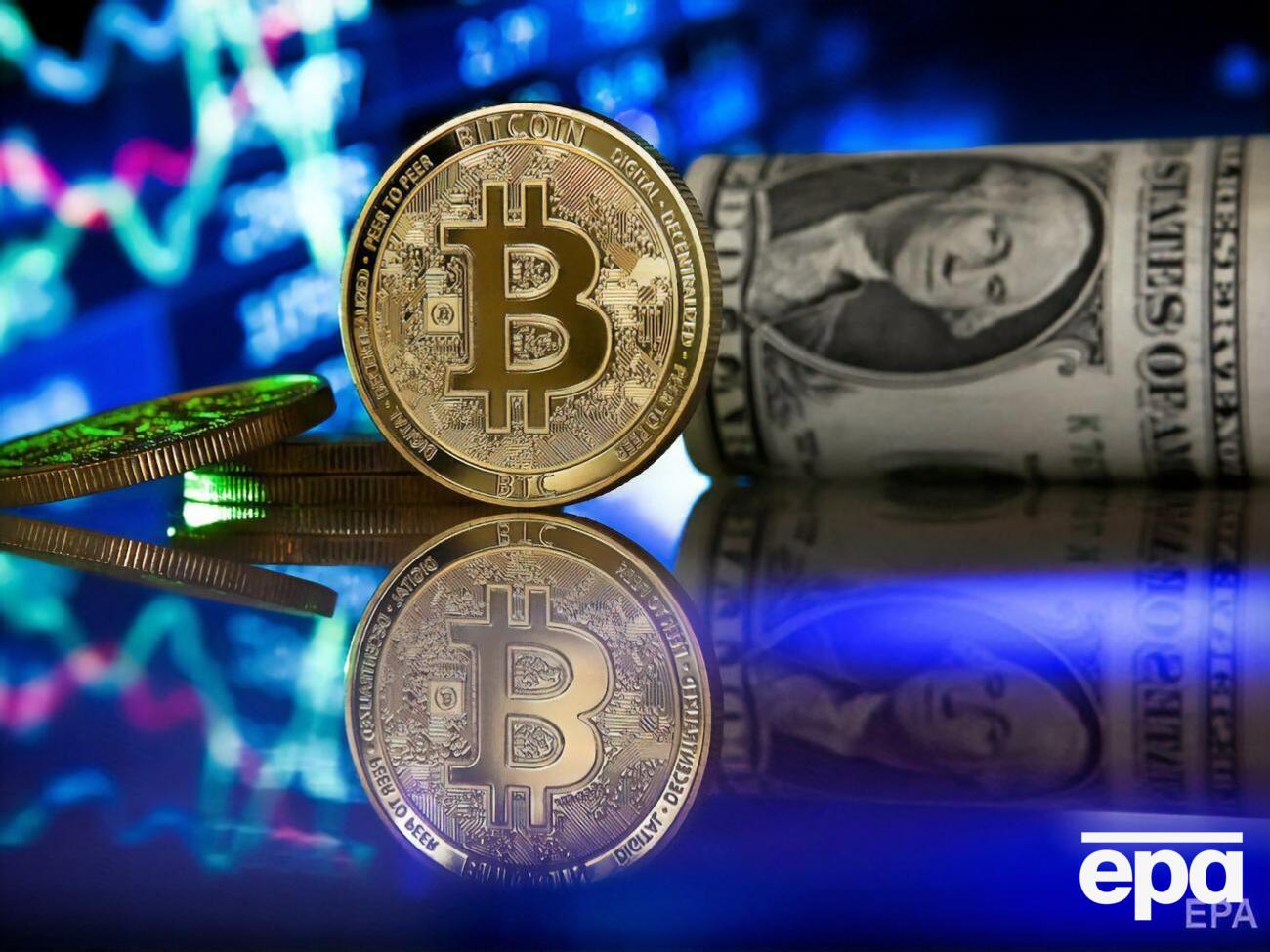 Tesla вклала в біткоіни $1,5 млрд