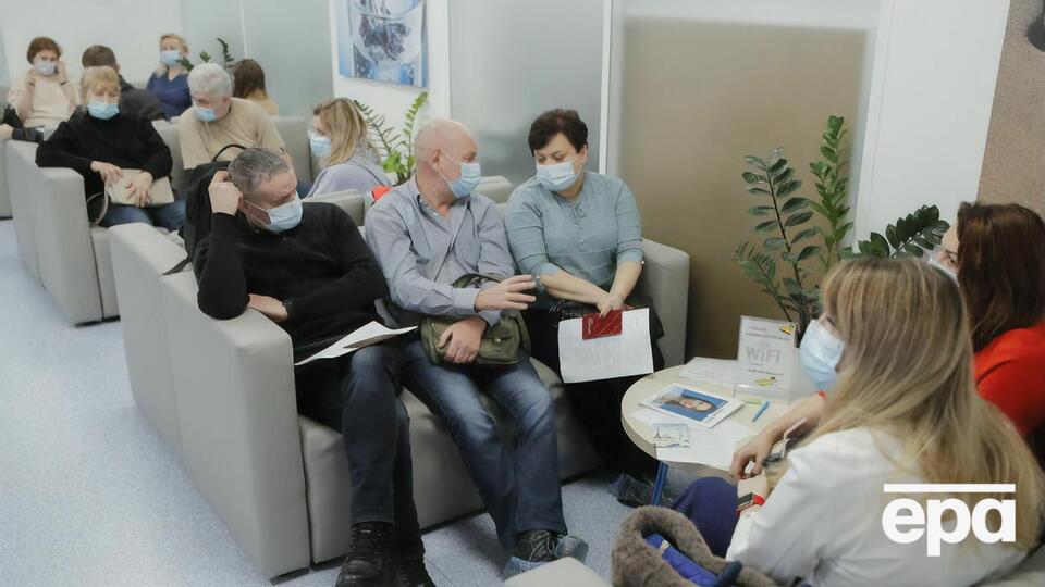 Опорные больницы для пациентов с COVID-19 в Киеве загружены на 100%