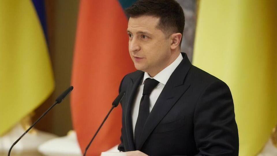 Зеленский выполнил два предвыборных обещания, подчеркнули в КИУ