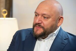 Михайло Добкін: Можна намагатися в усьому копіювати образ, стиль спілкування і методи керівництва колишнього керівника. Не можна імітувати його роботу